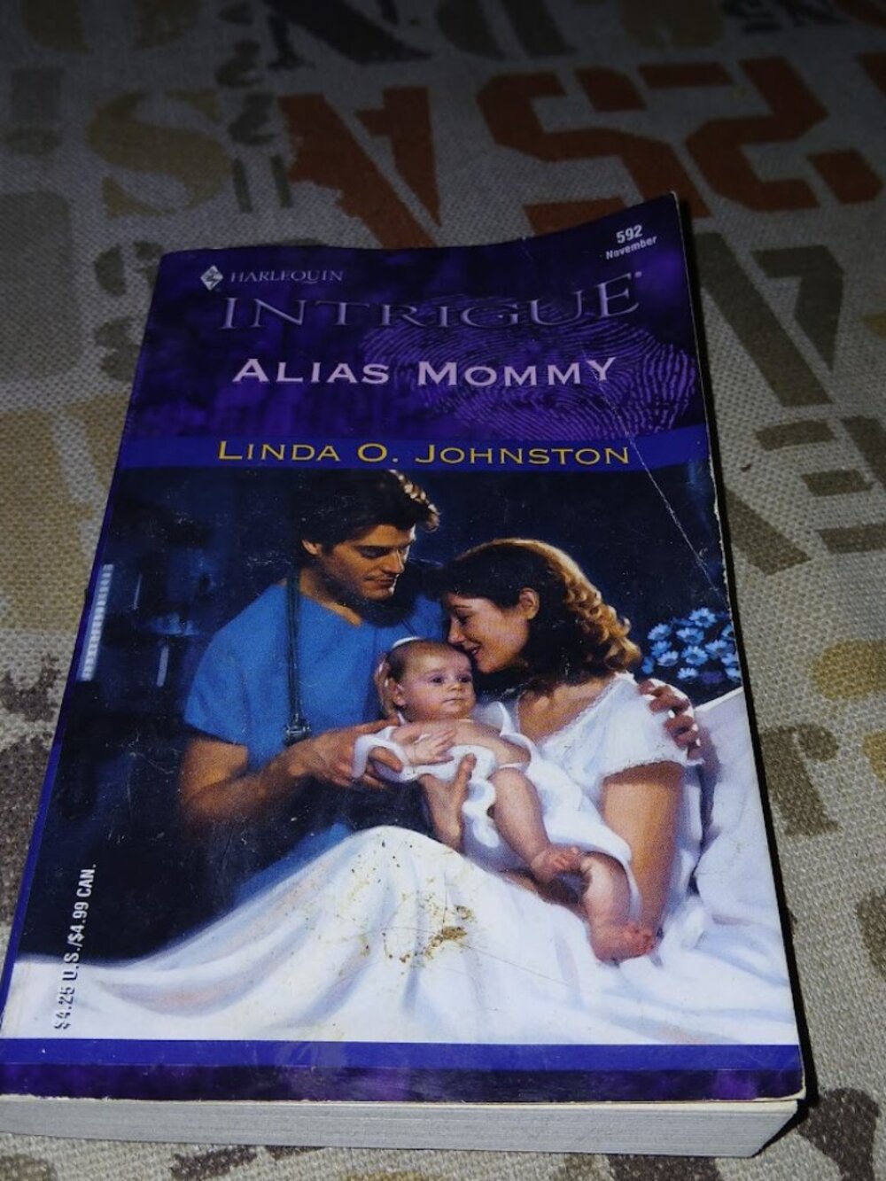 5 harlequin romance novels.
